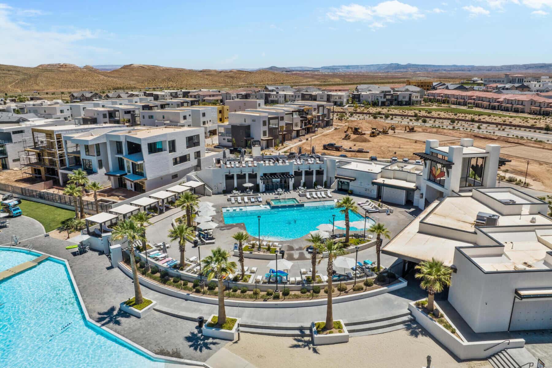 Desert Color Resort – Vacation Rentals